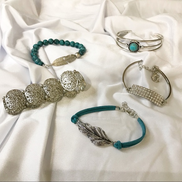 paparazzi Jewelry - Paparazzi Bracelets (Lot 1)